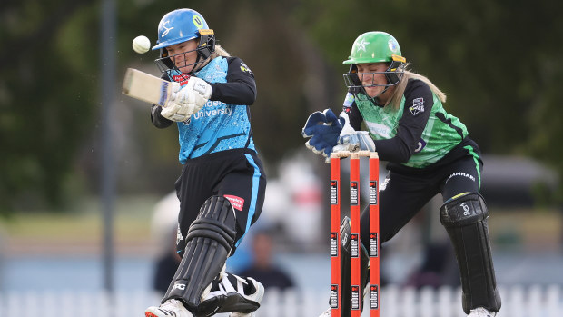 Katie Mack of the Adelaide Strikers  and Nicole Faltum of the Melbourne Starsduring the WBBL match between Adelaide Strikers and Melbourne Stars at Karen Rolton Oval, on October 21, 2023, in Adelaide, Australia. (Photo by Sarah Reed/Getty Images)