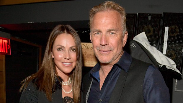  Christine Baumgartner and Kevin Costner 