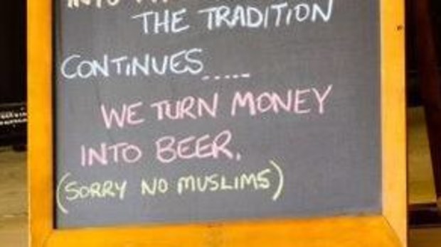 A sign outside a cafe in Longreach has attracted online condemnation. (Twitter)