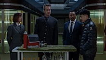 THE MINIATURE WIFE -- Pictured: (l-r) O-T Fagbenle as RPW, Zoe Lister-Jones as Vivienne, Matthew Macfadyen as Les, Ronny Chieng as Hilton  (Photo by: Rafy/PEACOCK)