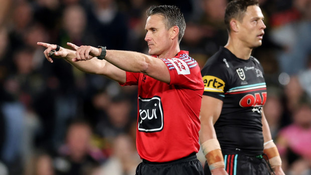 Referee Adam Gee signals during the NRL preliminary final match between the Penrith Panthers and Melbourne Storm. 