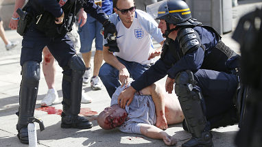 Euro 2016: Ultra-violent fans prepared to riot