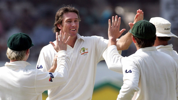 Glenn McGrath of Australia claims the wicket of Mohammad Kaif of India during day three of the Third Test between India and Australia played at the VCA Stadium on October 28, 2004 in Nagpur, India. (Photo by Hamish Blair/Getty Images)
