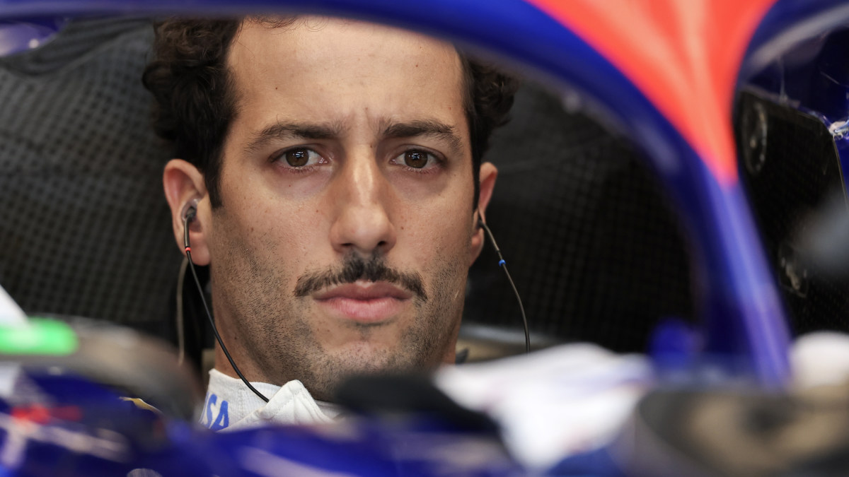 F1 news Sergio Perez extends Red Bull contract to 2026, sealing