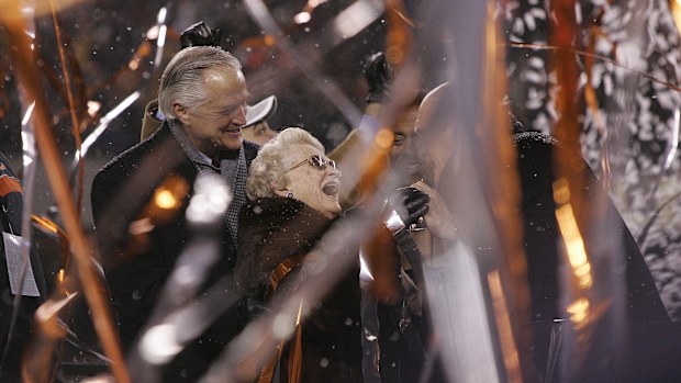 Michael and Virginia McCaskey in the streamers after the Chicago Bears beat the New Orleans Saints 39-14 in the NFC Championship game at Soldier Field on Sunday, January 21,2007 