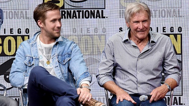 Harrison Ford is still cracking jokes about the time he accidentally punched his Blade Runner co-star, Ryan Gosling, in the face. 