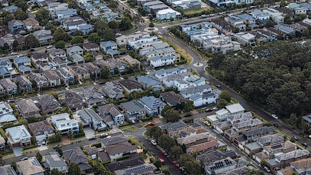 housing in Warriewood , Sydney's Northern Beaches 