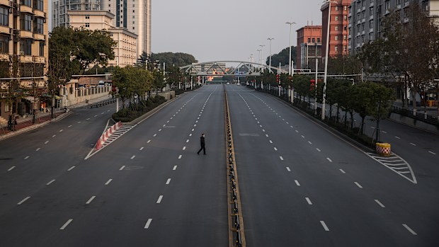 Streets empty in Wuhan as Chinese province undergoes strict lockdown