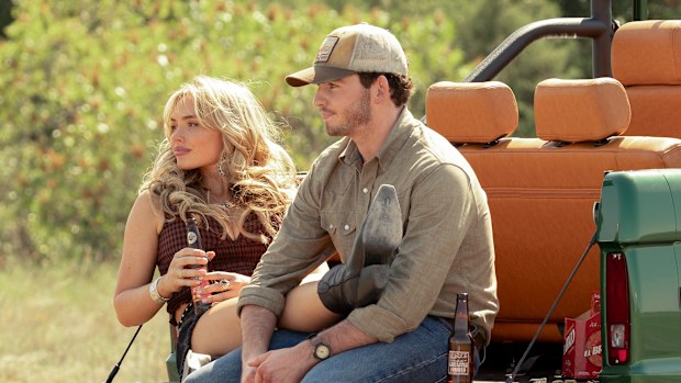 L-R: Natalie Alyn Lind as Oreana and Finn Little as Carter in Dutton Ranch, episode 2, season 1, streaming on Paramount+, 2026. Photo Credit: Lauren Smith/Paramount+. Yellowstone Spin-off