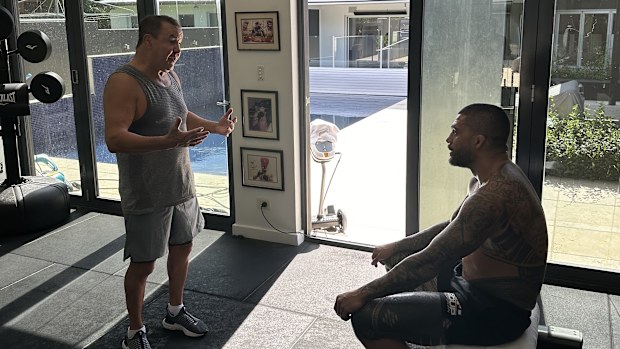 Jeff Fenech gives Tyson Pedro some pointers.