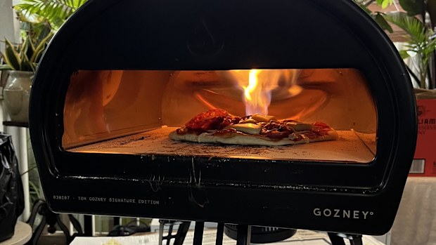 Using a Gozney pizza oven