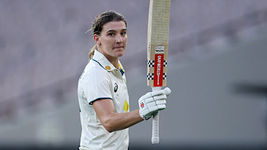 Annabel Sutherland - 6.5
