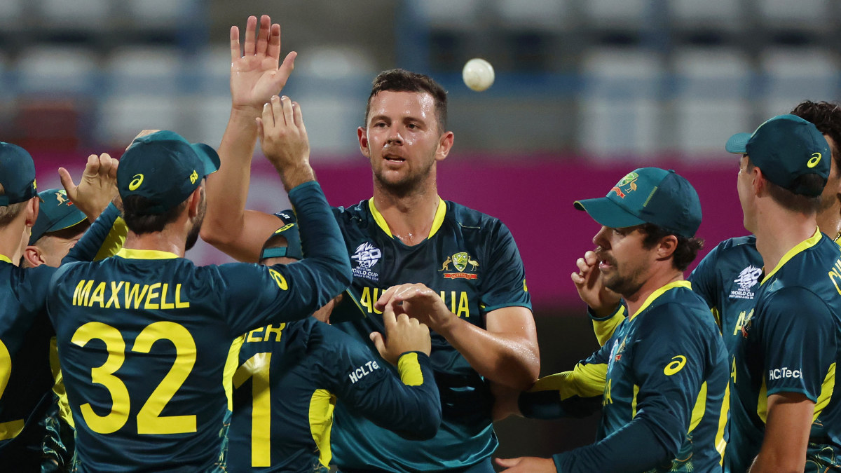 ‘Drag it out’: Aussie quick floats idea to knock out England