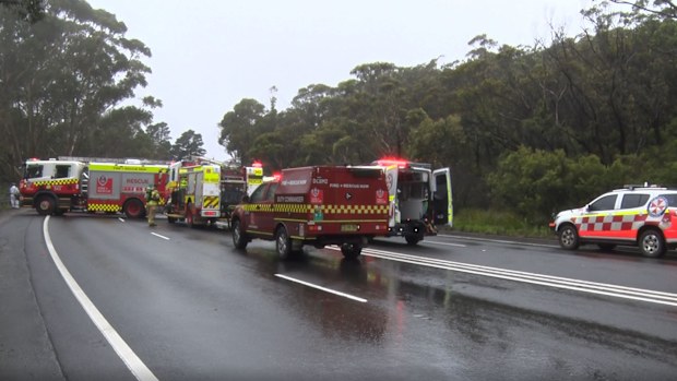 Ten people have been taken to hospital in a serious condition after a multi-car crash in the NSW Blue Mountains.