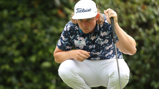 Cameron Smith stands over a putt in the first round of the Heritage.