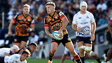 10: Damian McKenzie (Chiefs)