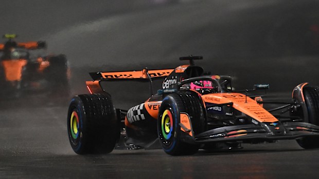 Oscar Piastri and Lando Norris go head-to-head in qualifying for the Las Vegas Grand Prix. 