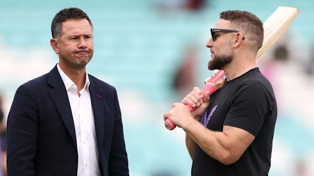 England head coach Brendon McCullum chats with former Australian captain Ricky Ponting during day three of the 3rd Test between England and Sri Lanka.