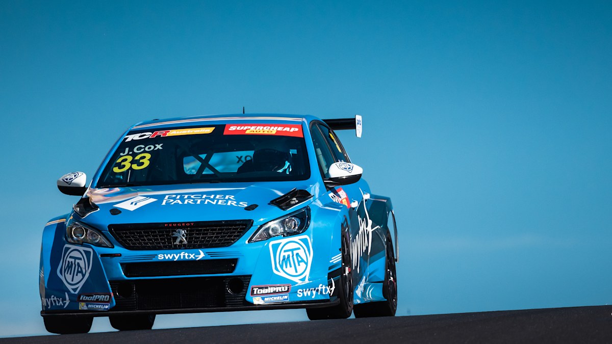SpeedSeries news | How the internet made Honda racer Jordan Cox famous ...