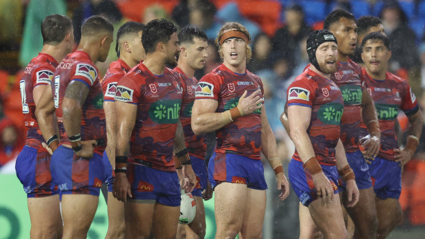 Knights players react to a Bulldogs try during the round 13 NRL match between Newcastle Knights and Canterbury Bulldogs at McDonald Jones Stadium, on May 31, 2024, in Newcastle, Australia. (Photo by Scott Gardiner/Getty Images)