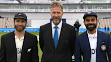 India captain Virat Kohli, New Zealand captain Kane Williamson and match referee Chris Broad ahead the toss