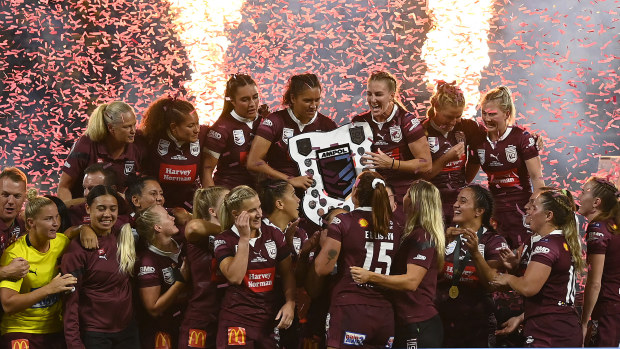 TOWNSVILLE, AUSTRALIA - JUNE 22: Queensland celebrates after winning the series during game two of the women's state of origin series between New South Wales Skyblues and Queensland Maroons at Queensland Country Bank Stadium on June 22, 2023 in Townsville, Australia. (Photo by Ian Hitchcock/Getty Images)