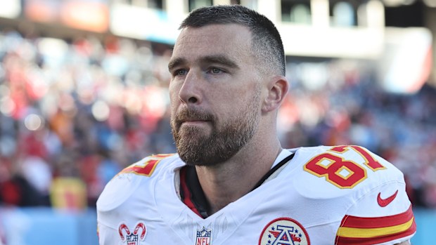 NFL News 2025: Travis Kelce discusses retirement as Kansas City Chiefs thrashed by Tennessee Titans; Gardner Minshew suffers torn ACL
