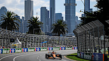 The Victorian government wants to lock the public out of Albert Park for the three weeks leading up to the Australian Grand Prix.
