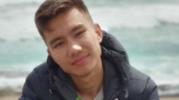 Melbourne student Hadi Nazari was last seen by friends about 2.30pm last Thursday hiking down from the Hannels Spur Trail between Khancoban and Thredbo.