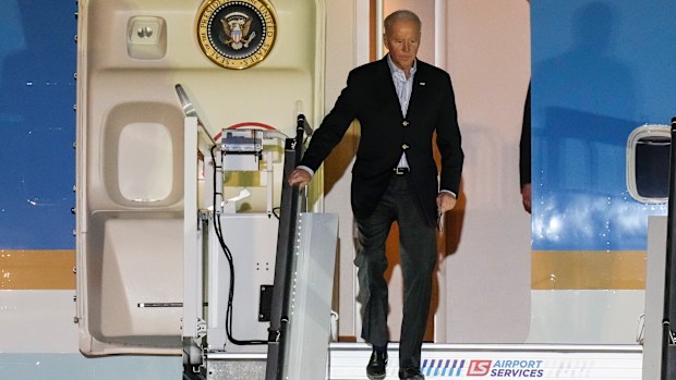 U.S. President Joe Biden arrives at the Warsaw Chopin Airport, in Warsaw, Poland, on Friday, March 25, 2022. U.S. President Joe Biden heads to Poland on Friday for the final leg of his four-day trip as he tries to maintain unity among allies and support Ukraine's defence. (AP Photo/Czarek Sokolowski)
