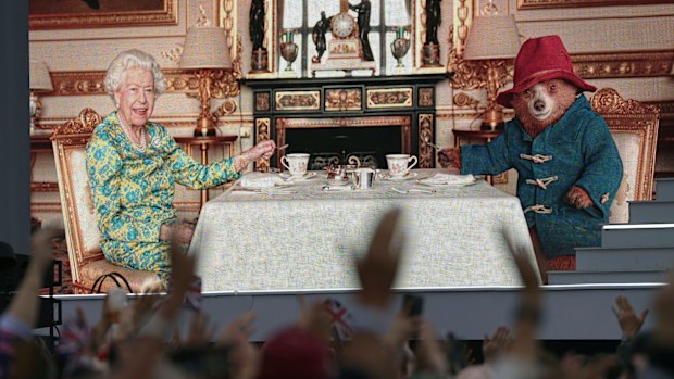Queen Elizabeth and Paddington Bear