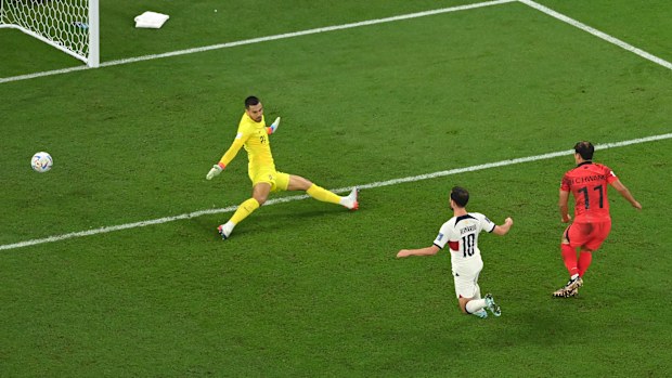 Heechan Hwang of Korea Republic scores the team's second goal during the FIFA World Cup Qatar 2022 Group H match between Korea Republic and Portugal at Education City Stadium on December 02, 2022 in Al Rayyan, Qatar. (Photo by Dan Mullan/Getty Images)