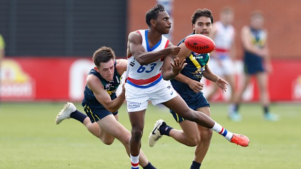 Phoenix Spicer of the Bulldogs' VFL side. 