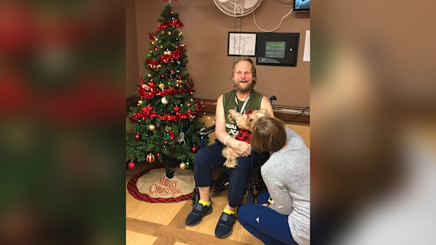 Nurse goes above and beyond to rescue patient's dog.