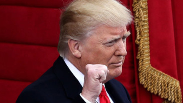 Donald Trump arrives at US Capitol for 2017 presidential inauguration(Joe Raedle/Getty)