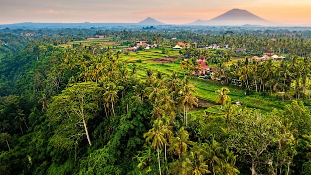 Ubud in Bali is a popular spot for Aussies, but flights have been cancelled due to volcanic ash.