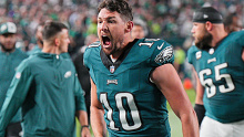 Arryn Siposs during the Eagles' clash against the Minnesota Vikings.