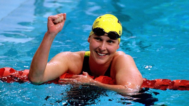 Susie O'Neill celebrates winning gold in Sydney.