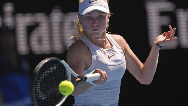 Australian Open 2025: Emerson Jones v Elena Rybakina results