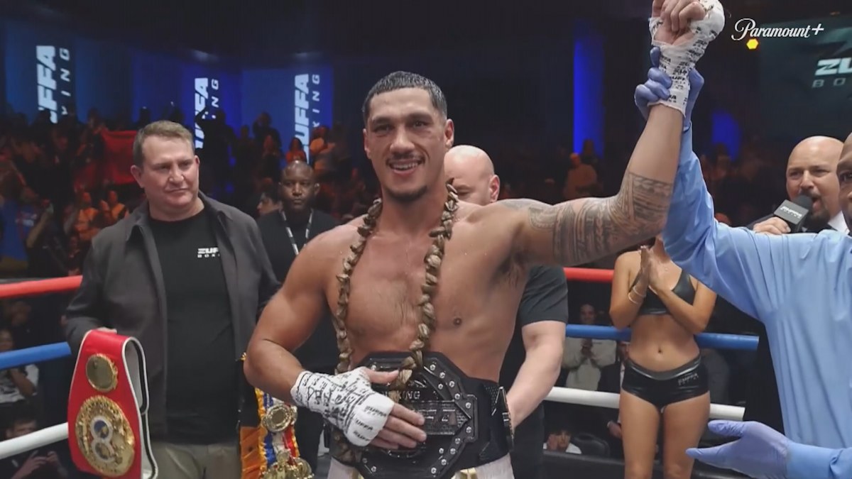 Jai Opetaia wordt ontdaan van de IBF-wereldtitel na Zuffa-gevecht, Roy Jones Jr waarschuwt om weg te blijven