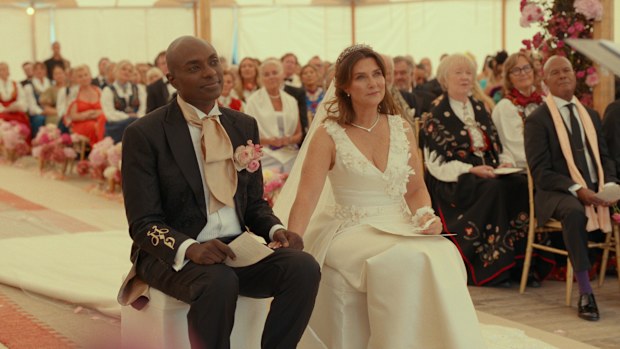 Rebel Royals. (L to R) Shaman Durek Verrett and Märtha Louise in Rebel Royals.. Cr. Courtesy of Netflix © 2025