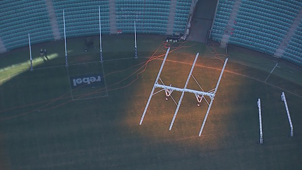 Heat lamps in use at the Paddington end of the SCG.
