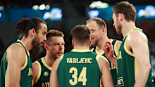 Matthew Dellavedova of the Australian Boomers speaks to team mates.