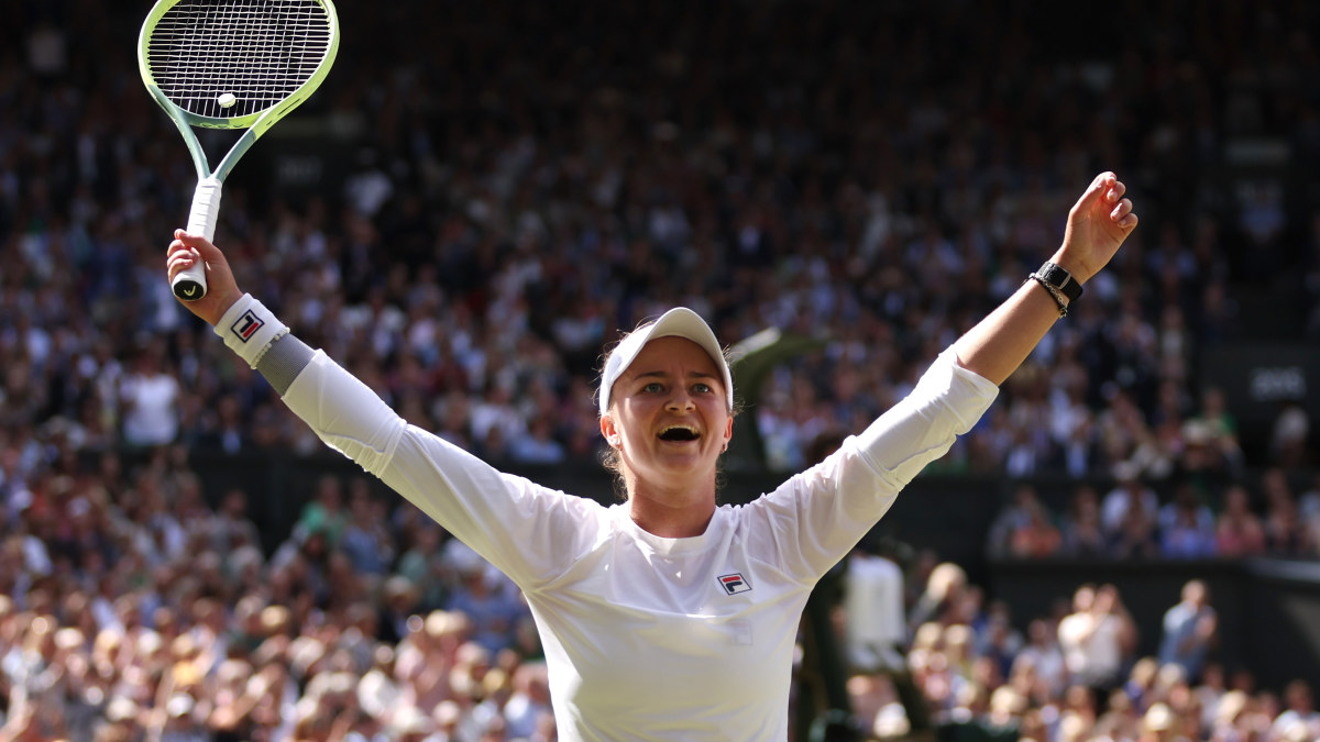 Barbora Krejcikova claims Wimbledon victory over Jasmine Paolini in three sets