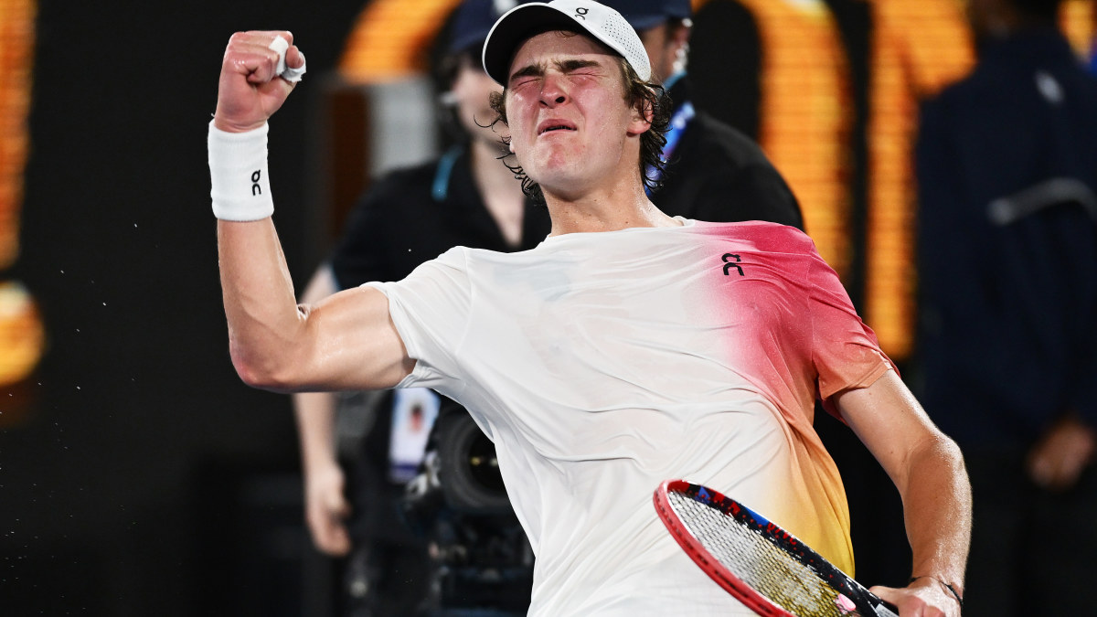 Teen’s nod to Federer after shock upset on top 10 star