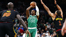 Justin Anderson of the Cleveland Cavaliers attempts to block Joe Johnson of the Boston Celtics.
