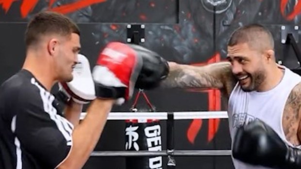 Nathan Cleary trains with Tyson Pedro.