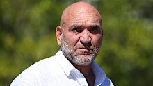 Gorden Tallis.