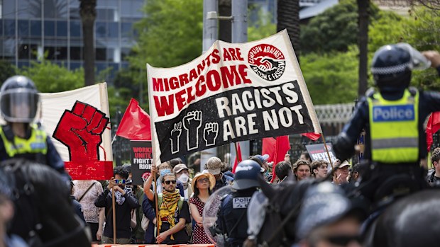 Melbourne news: Police release image of protesters as hunt for suspects ...