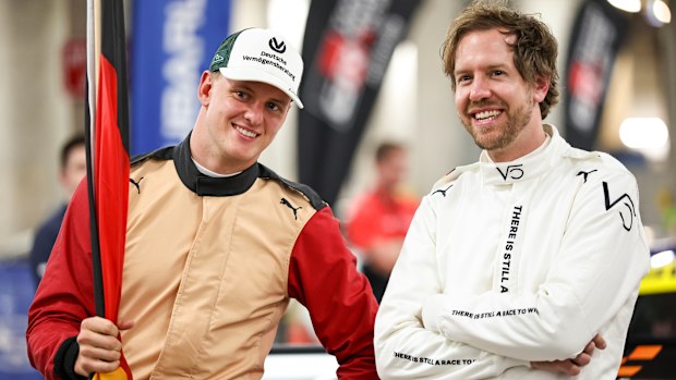 Mick Summer da Alemanha durante a corrida dos campeões no Sebastian Vettel e no Acore Stadium, na Alemanha.